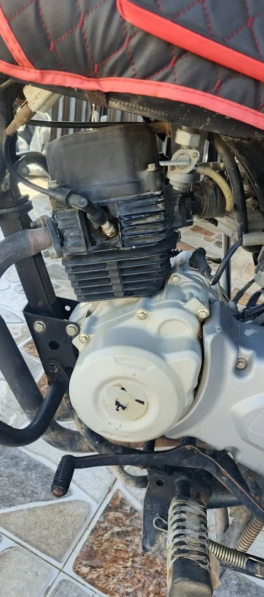 بوكسر موديل ٢١ مراوس ب دايوان نضيف


**إذا كنت صاحب هذا الإعلان وتريد حذفه لأي سبب، رجاءا أرسل رسالة إلى الدعم الفني**