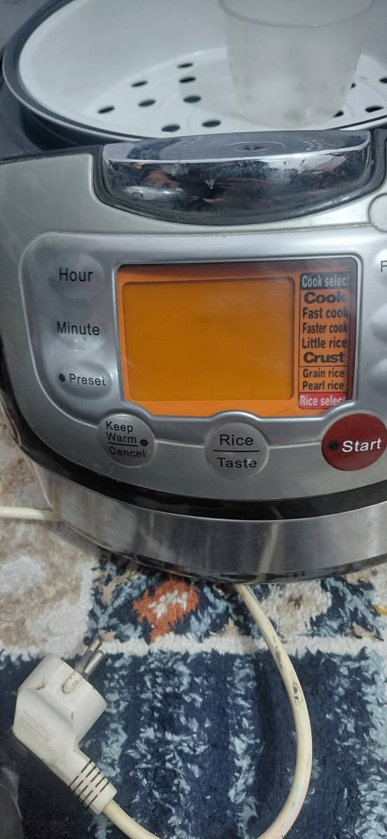 السلام عليكم  اجهزه كهربائية  ٣ قطع باله اعتقد كلهن شغالات وعلى الفحص مكاني بغداد مدينة الصدر السعر ب١٤٠ وبيهن مجال بسيط ***********
