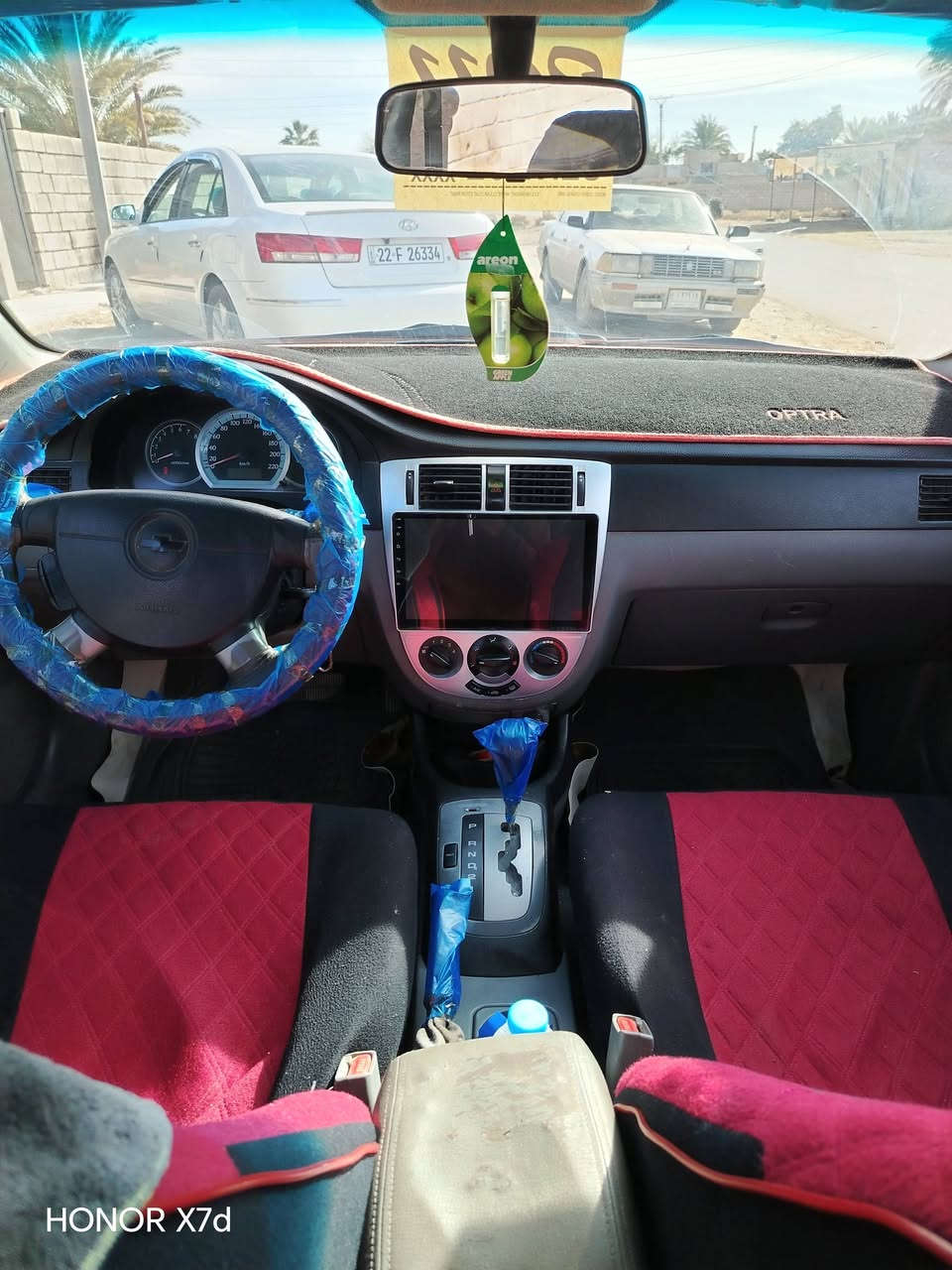 السلام عليكم اوبترا للبيع موديل 2011  بدون أي ضرر و لا تبديل سياره بلاديه تخم تاير جديد   تبريد شغال تدفئه شغاله محرك كير شرط  السياره بأسمي السـعر  82 وبيها مجال   للأتصـال علا هذه الرقم
***********
