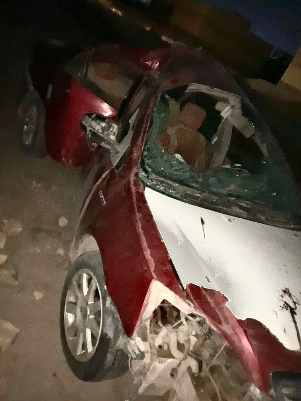 سلام عليكم الله يكفيكم شر جيلي موبل موديل ١٣ كير توني شاده حاويه من البصره ومكينه توني مجفته بعدهي ع سحك تشتغل سياره وخرسه ماينسمع صوته ابيع ع هل حطه ب ٢٥ 
تريد بس رقم ١٥ الله يكفيكم شر مكاني ناصريه سوك شيوخ


**إذا كنت صاحب هذا الإعلان وتريد حذفه لأي سبب، رجاءا أرسل رسالة إلى الدعم الفني**