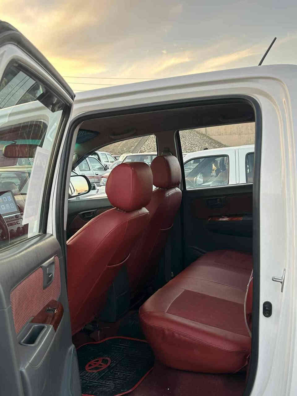 سلام عليكم 2014 سيد نهرو محرك شرط مامفتوح دبل اكسل ماشيه ١٤٣ اربع طايرات جديد سنويه جديد بسمي لحد 2028 بدون صبوخ مابيها مصرف ماشاء الله سياره حلوه جاهز سعر 227بي مجال مكاني كركوك رقم تلفون *********** اسيا وكورك ***********
