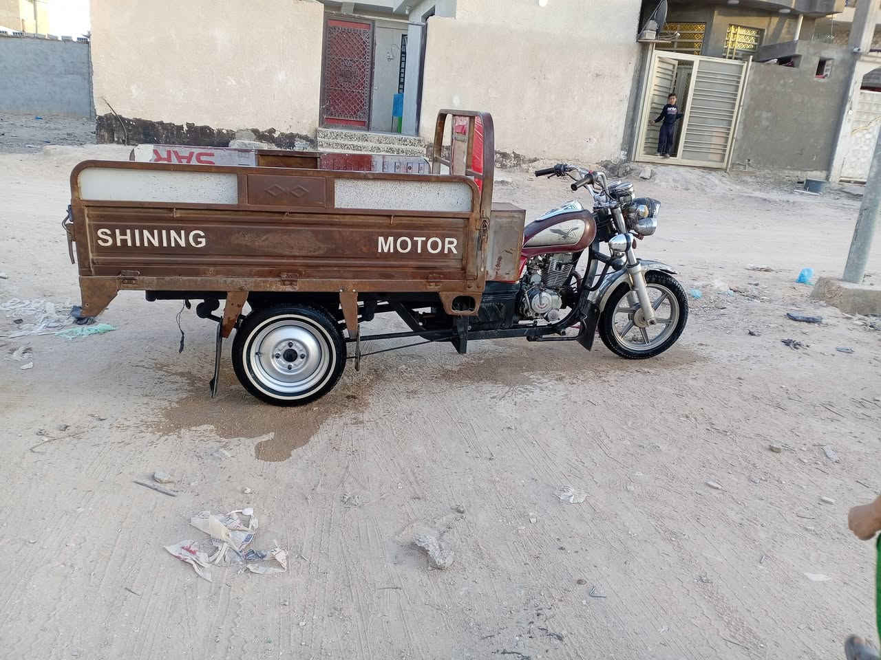 السلام عليكم ستوته للبيع موديل 2014 مقفوله كفاله عامه العنوان كربلاء
***********
