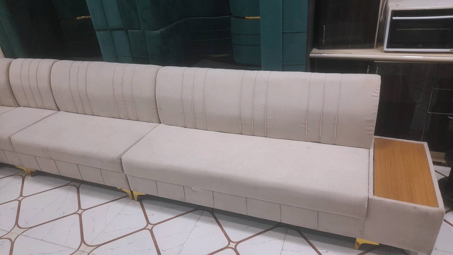 العنوان بغداد جسر ديالى الجديد اسواق اسطنبول القرقوليه