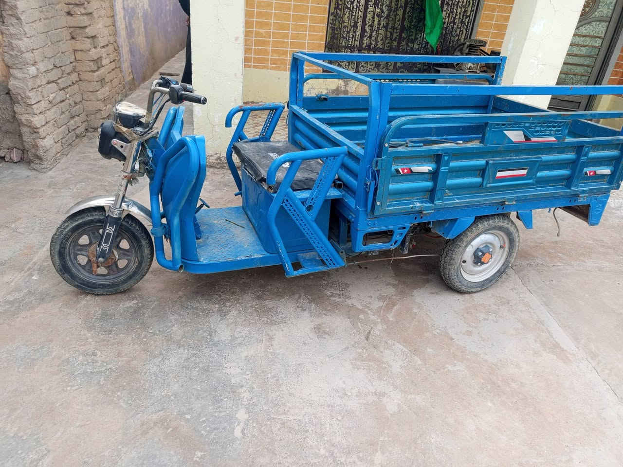 السلام عليكم ستوته شحن للبيع عوزها بطاريات بطارياتهة ما تشتغل العنوان واسط قضاء الحي للاتصال ***********
