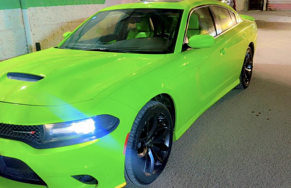 ❤•• آڵسَـِْلام عليكم جارجر 2019  GT لون مميز تفاحي
بًٍٍْــٍغداد باسمنة حصراًً ماشية 75 الـ1000ــف  بيها 3 قطع صبغ اثر حادث كلش بسيط هية واكفة باب بيت السيارة مخدومة مّـــ ʍղ ـــنْ كل شي وجاهزة للاخير 
مكينة 6 سلندر لايت زنون كشنات كراسي حضن فول تحكم ستيرن كرسي كهرباء شفتات ستيرن  فتحة سقف سيارة أحِــلئ مّـــ ʍղ ـــنْ الصور ومكانها بًٍٍْــٍغداد السعر 230 قابل للتفاوض وليشوفها غالية آلُـِْـِّـلُـًِ☝ٍِّْـٌـّـٍّـُـٍّـُه يوفقة بالاحسن 
***********
