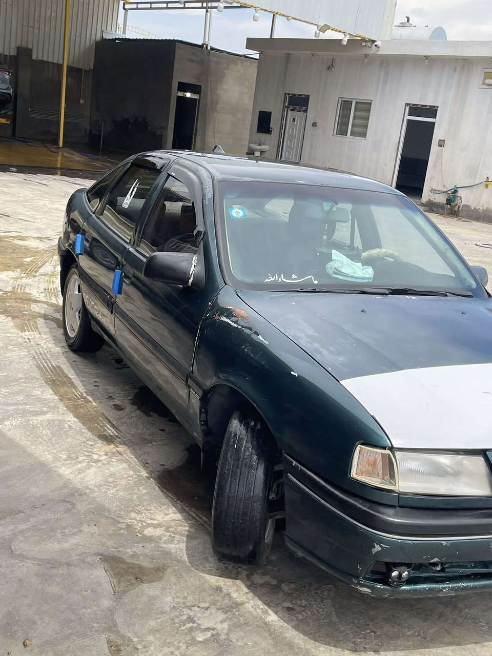 سلام عليكم ابول فكترا موديل ٩٤ هزه جديده سنويته ٢٩. ايرباك بيه بعد مو طاك محرك الفين كير ومحرك كفاله تبريد عايزه قايش وغاز تدفه بيه كهربائيات كله شغاله  شاشه وكامره سياره ما مصبوغه جام كهرباء اربع بوب  قفل بصمه سياره مال جناي تحويل ثاني يوم سعر ٣٧ وبيه مجال ***********
