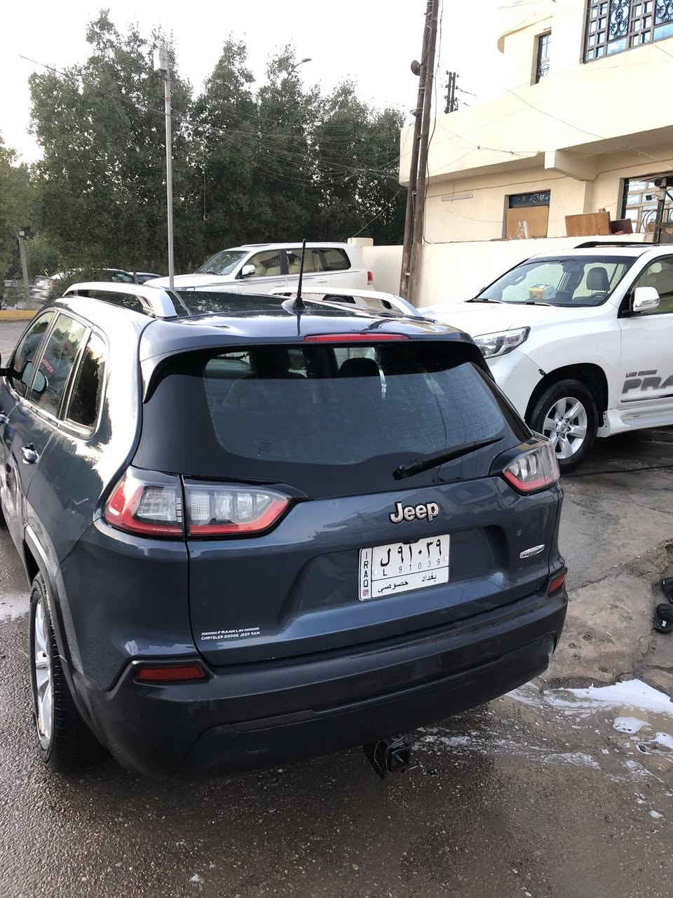 السلام عليكم جيب بزون وارد امريكي موديل 2019 محرك 2400 للبيع مكان بغداد السعر 115 ورقه 
***********
