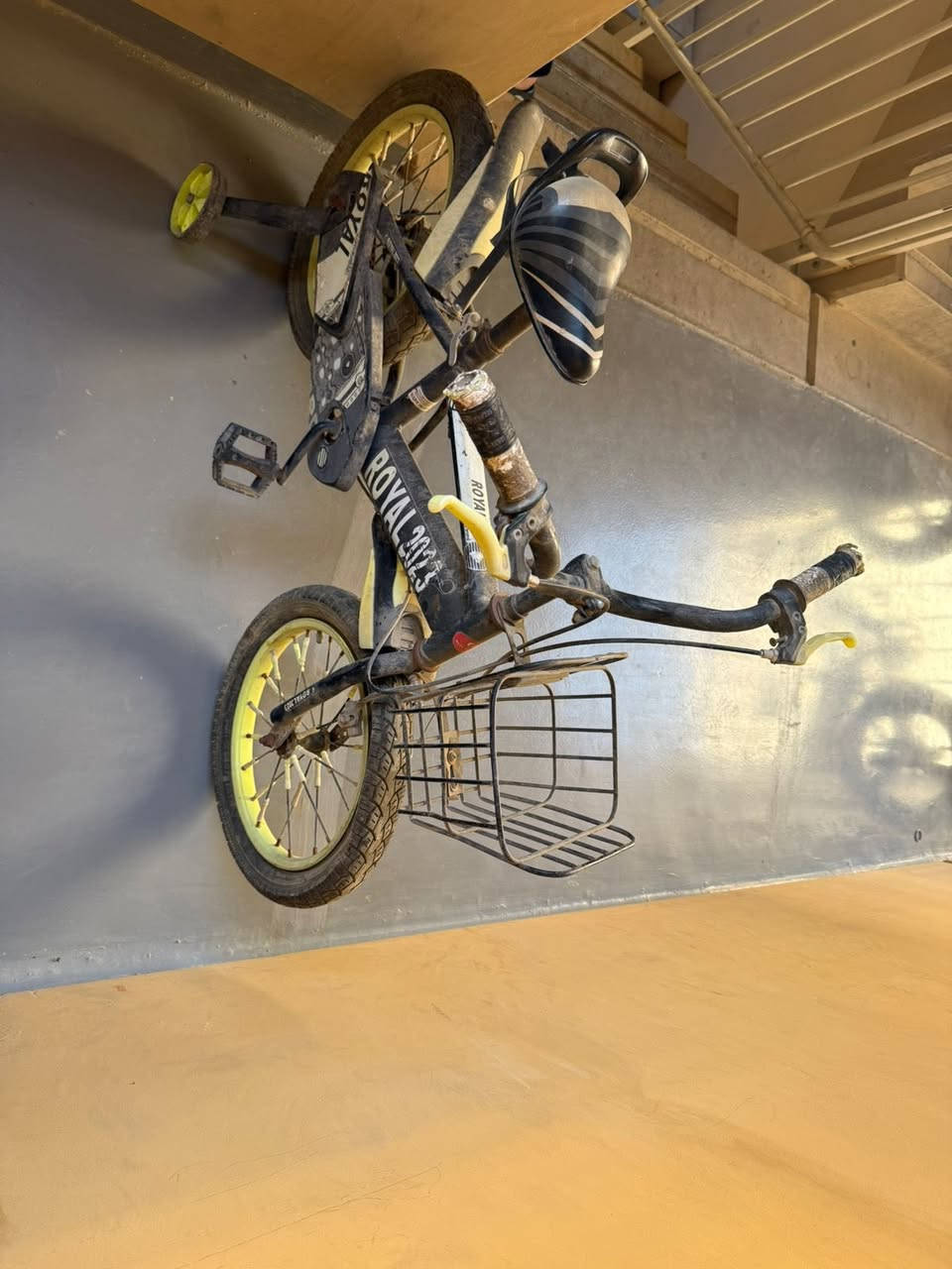 سلام عليكم 
بايسكلات جديدات بعدهن قيم بما يرضي الله مكاني الزعفرانية
***********
