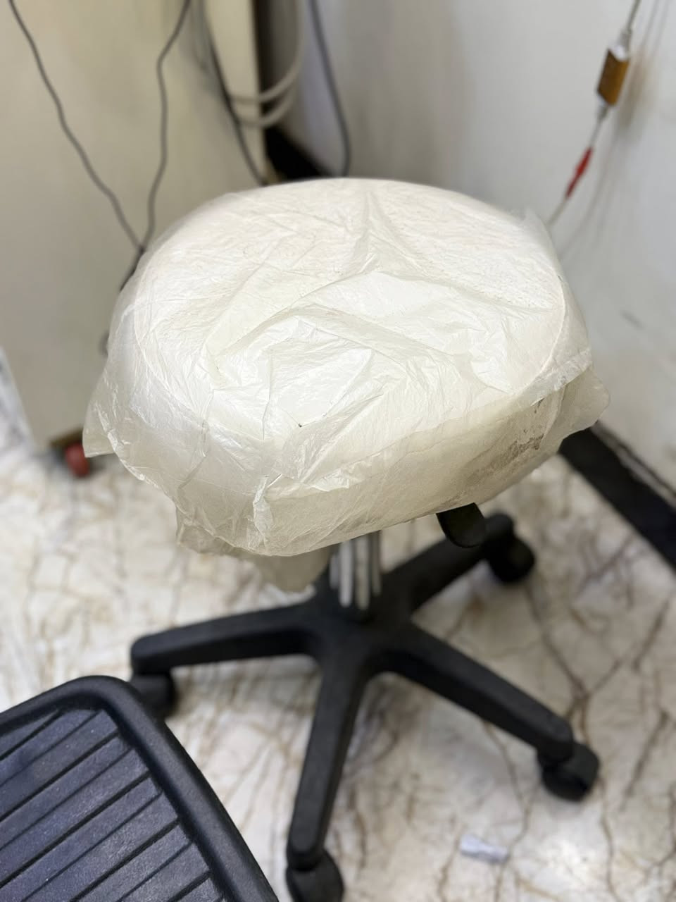 بغداد الزعفرانية
السلام عليكم 
جهاز هايدرو دبل ماطور
كرسي حلاقة جديد مامستخدم
جهاز بخار 
ديلاب +جرارات 
مراية انارة خلفية 
ستول دائري 
(بغداد الزعفرانية)
***********
