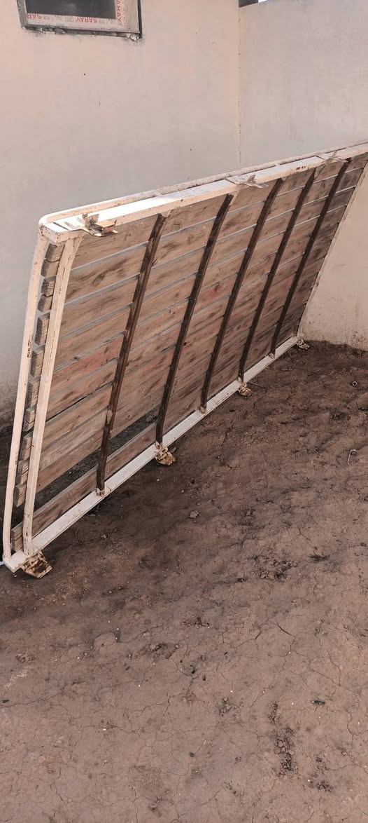 سيباية نيسان يورفان للبيع اتصل على الرقم 0772340014


**إذا كنت صاحب هذا الإعلان وتريد حذفه لأي سبب، رجاءا أرسل رسالة إلى الدعم الفني**