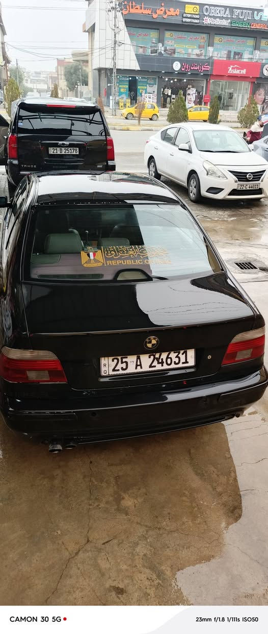 السلام عليكم
525. موديل 2002 
كير مكينه شرط بدون صرف وبخار 
4 جام كهربائي 
محرك ديجتال تدفئه تبريد  
سنويه جديده لحد 30 
وارد ياباني 
سياره نضيفه مال جناي نضافه فول 
مكاني كركوك 
السعر 110
***********
