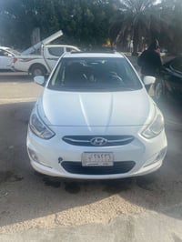 مكلف بالنشر  اكسنت 2016 للبيع  ماشيه ٩١ الف قابل للزياده  السياره مكفو...