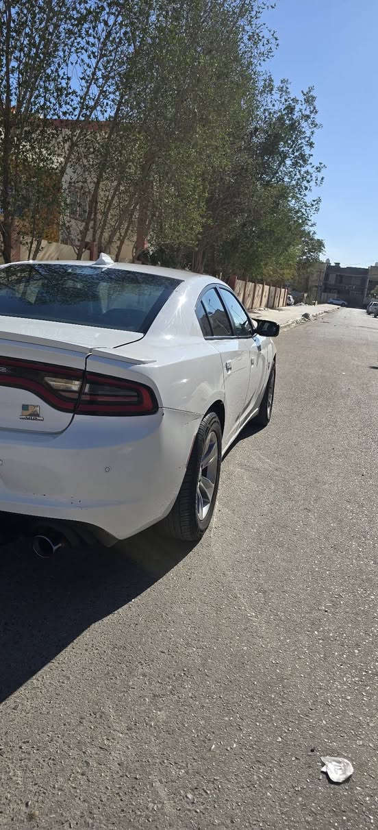 جارجر ٢٠١٨ اصل فول موصفات عده الفتحا خزن ميموري كشنات تدفئه تبريد جلد مابيها نقص بيها بارد بل قماره  السعر ١٨٠ للستفسار ***********
