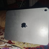 أيباد ١١ M5 • ١٢٨ • كرتون جديد