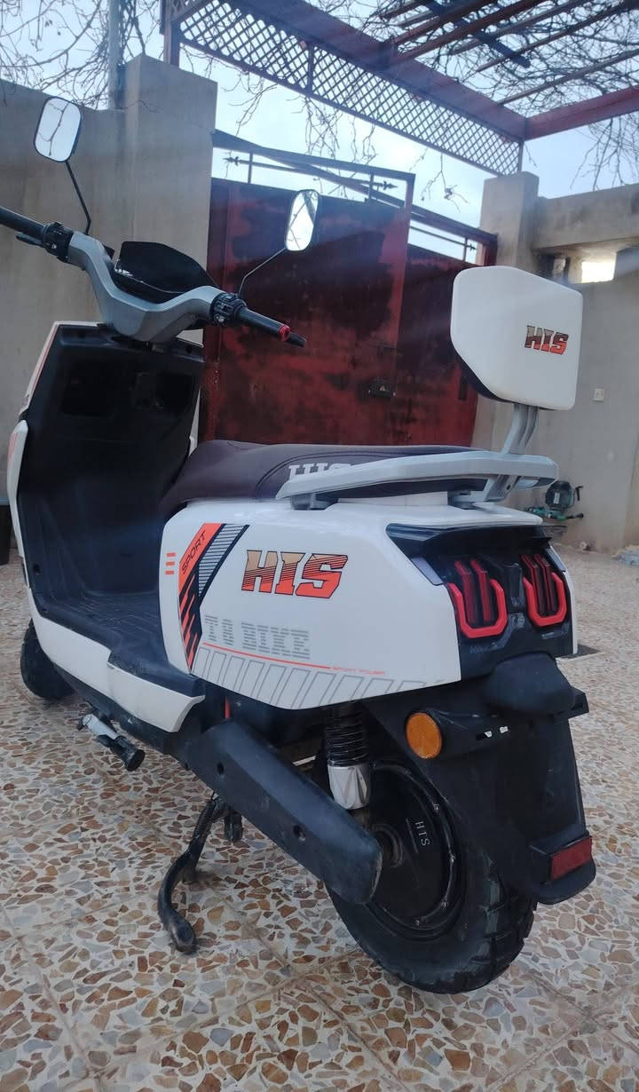 السلام عليكم
دراجه T8للبيع 

ملف 2500

6 بطاريات دبل 

مستعمل شهرين 

تشغيل عن بعد 

ضد الكسر ضد الماء 

نضام رجوع 

4 نمر 

سرعه  95 تمشيك 85 كيلو 

بريكات دهن 

شرط الفحص كامل قبل الشراء

السعر 950بي مجال بسيط عنواني جانب الايمن حي نابلس


**إذا كنت صاحب هذا الإعلان وتريد حذفه لأي سبب، رجاءا أرسل رسالة إلى الدعم الفني**