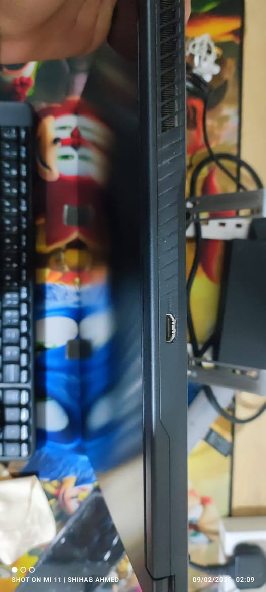 🖥️ معلومات عامة
الشركة: MSI
الموديل: GF63 Thin 11UC
اللون: Black (أسود)
بلد الصنع: Made in China
رقم الموديل (MKT): GF63 Thin 11UC-1244XAE
SKU: BB71180H16GXXDXX
📺 الشاشة
الحجم: 15.6 إنچ
الدقة: FHD (1920×1080)
النوع: IPS-Level
مضادة للانعكاس: Anti-Glare
معدل التحديث: 144Hz
🧠 المعالج (CPU)
Intel Core i7-11800H
جيل 11
قوي للألعاب، التصميم، والبرامج الثقيلة
🎮 كرت الشاشة (GPU)
NVIDIA GeForce RTX 3050
سعة الذاكرة: 4GB
النوع: GDDR6
💾 التخزين
SSD بسعة: 512GB
🧮 الذاكرة (RAM)
16GB DDR4
التوزيع: (8GB × 2)
Dual Channel (أداء أفضل)
📡 الاتصال
Wi-Fi + Bluetooth (Combo Module)
💻 النظام
Free DOS
يعني بدون ويندوز (تحتاج تنصّب ويندوز بنفسك)
🔋 البطارية
الموديل: BTY-M6K
الجهد: 11.4V
السعة: 52.4Wh
عدد الخلايا: 3 Cells
⌨️ لوحة المفاتيح
US-International


**إذا كنت صاحب هذا الإعلان وتريد حذفه لأي سبب، رجاءا أرسل رسالة إلى الدعم الفني**