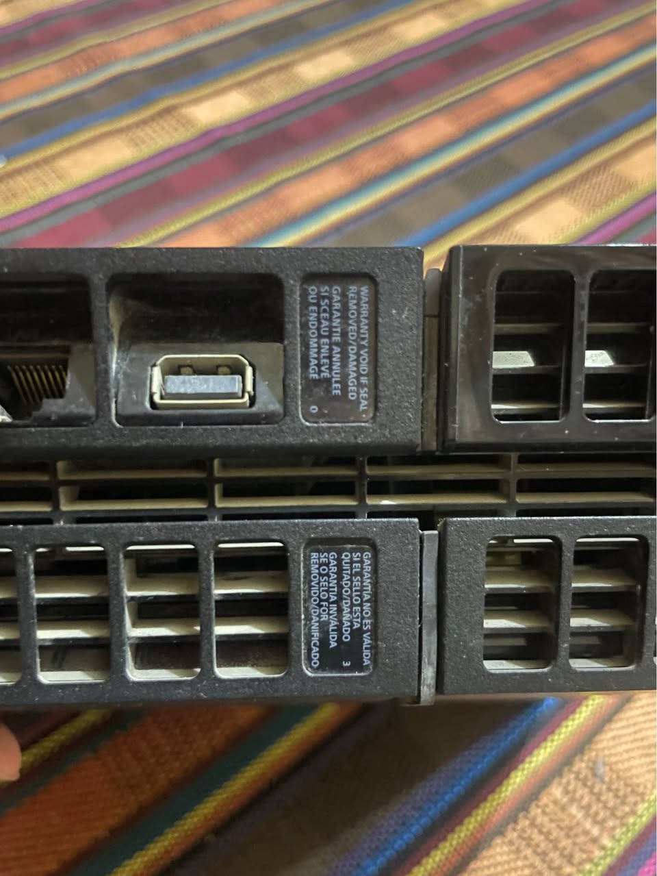 جهاز ps4 فات مهكر نظام ٩ ما مصلح ولا مفتوح
ويا ups 
السعر 220 وبي مجال 

*********** ديوانية, القادسية

