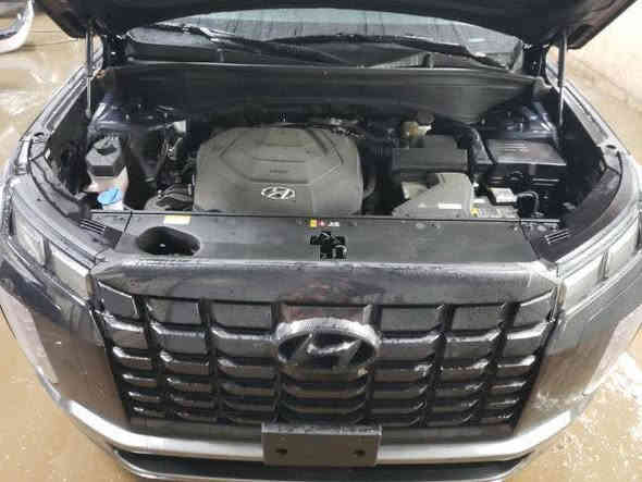 سلام عليكم 
بالسايد مديل 23 SLE ماشيه 40mi 
حادث مرفق بصور بدون رقم 
السعر ( 280 ) او بيهه مجال للأستفسار   ( *********** ) متواجد واتساب مكان كربلاء حي الحسين 
ملاحظه 
راح يتم نشر صور المستودع بالكامل
