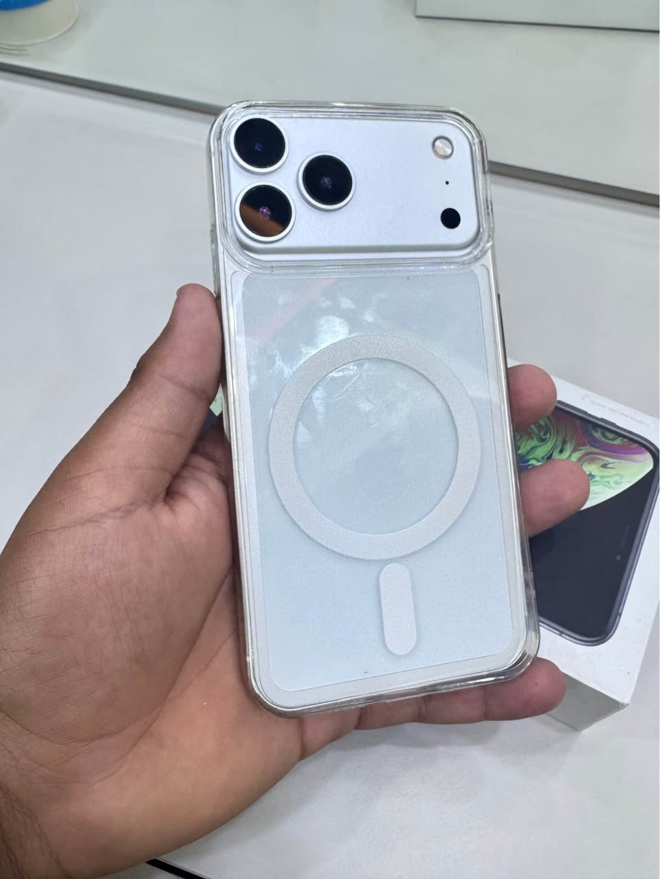 السلام عليكم أيفون اكس إس ماكس محور 17 برو ماكس جهاز جديد وما بيه اي مشكله نموذج m ذاكره 256 بطاريه 100% كلشي شغال بيه جهاز مكفول كامرته تصويره كلش حلو العنوان بصره تنومه السعر 300 البصرة, العراق


**إذا كنت صاحب هذا الإعلان وتريد حذفه لأي سبب، رجاءا أرسل رسالة إلى الدعم الفني**