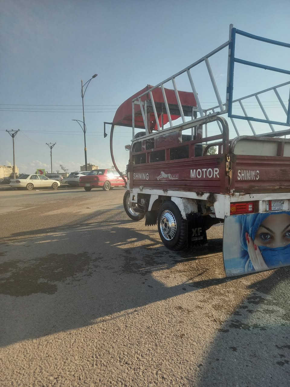 السلام عليكم ستوته للبيع وايرمنيه كلها شرط اليوم شادها محرك اليوم اليوم معمرو كلو بعد مامفيلس  شاصي ركبه شرط منفيس ستوته موديل 2017 سلف وعل شارع السعر 1200 وبيها مجال الموصل اليسر الخاص مفتوح رقم الهاتف *********** واتساب
