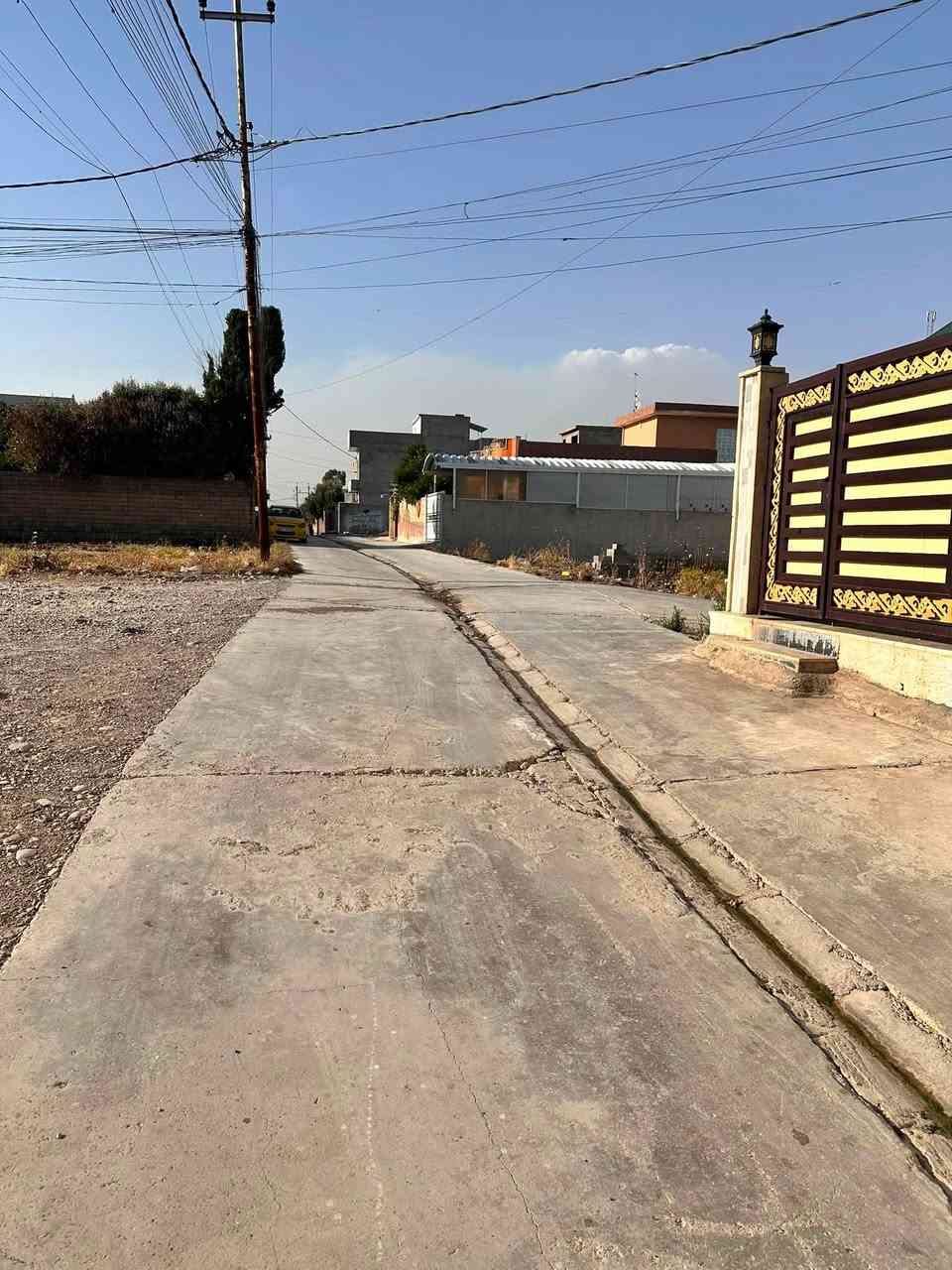 بيت للبيع القوسيات مدخل أسوق ابو علي يم جامع جبل احد و يم جامع الزهراء مساحه البيت 100 متر مربع ثلاث غرف نوم و هول و مطبخ و ستقبال و صحيات كامل خدمات ماي و كهرب و تبليط سند زراعي 25 حق التصرف وبي وصل بلديه الاستفسار خاص او الاتصال 
***********

‭***********‬
