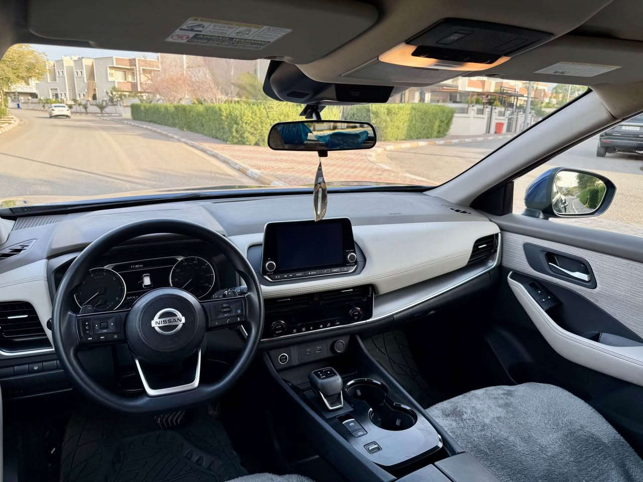 سلام عليكم 
نيسان روج موديل 2022
رقم سليمانيه سنويا رقم كلشي جديد 
السيارا بي قطعتين صبغ 
شرط بدون دواخل 
ماشي 28 الف ميل 
محرك 1500 تيربو 
موصفات SV 
سيارا داخل ابيض 
تخم تاير صدر كله جديد 
صور الحادث موجود ويا المنشور 
سعر 140 بي مجال 
مكاني ديالى خانقين 
للاستفسار *********** خناقين, ديالى
