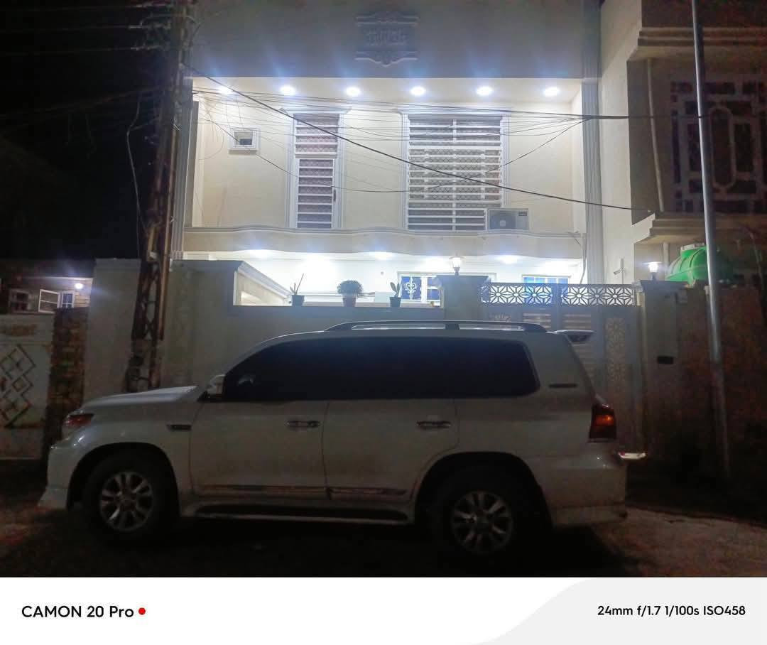 مشتمل طابقين مربع بناء حديث للبيع
#مبادرة_او نقد

حي الحوراء الاولى

شارع المدارس

شارع المختار ابو ليث

بصف الركن 

يبعد ٥٠ متر عن كورنيش الدجيلي 

بناء حديث ١١٥ مربع

واجهه ٨ونص

نزال ١٤

قاطين

***********
