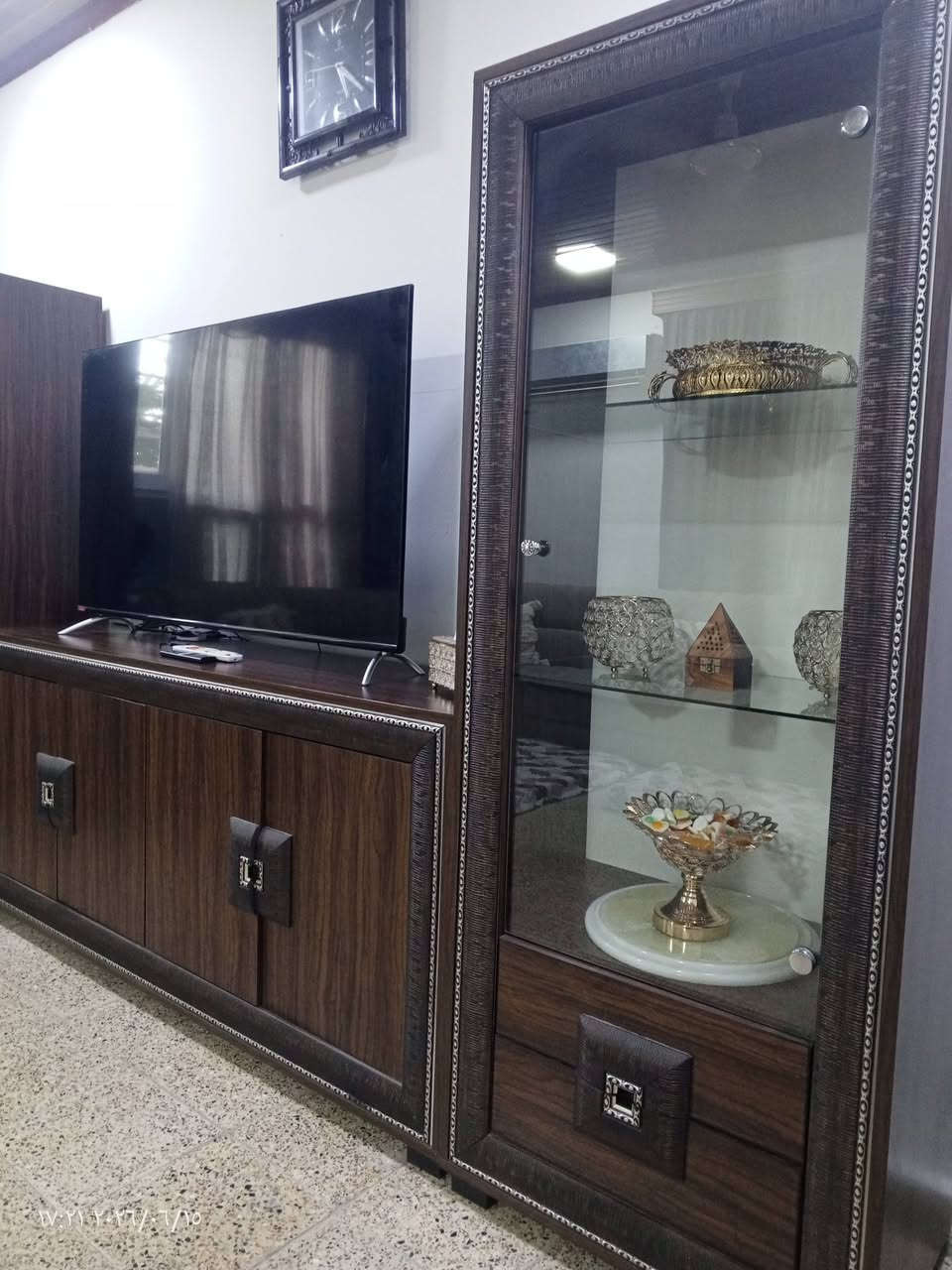 السعر ٢٥٠ وبي مجال اربع قطع ٢ فاترينى و٢ بوفيه
للتواصل خاص


**إذا كنت صاحب هذا الإعلان وتريد حذفه لأي سبب، رجاءا أرسل رسالة إلى الدعم الفني**