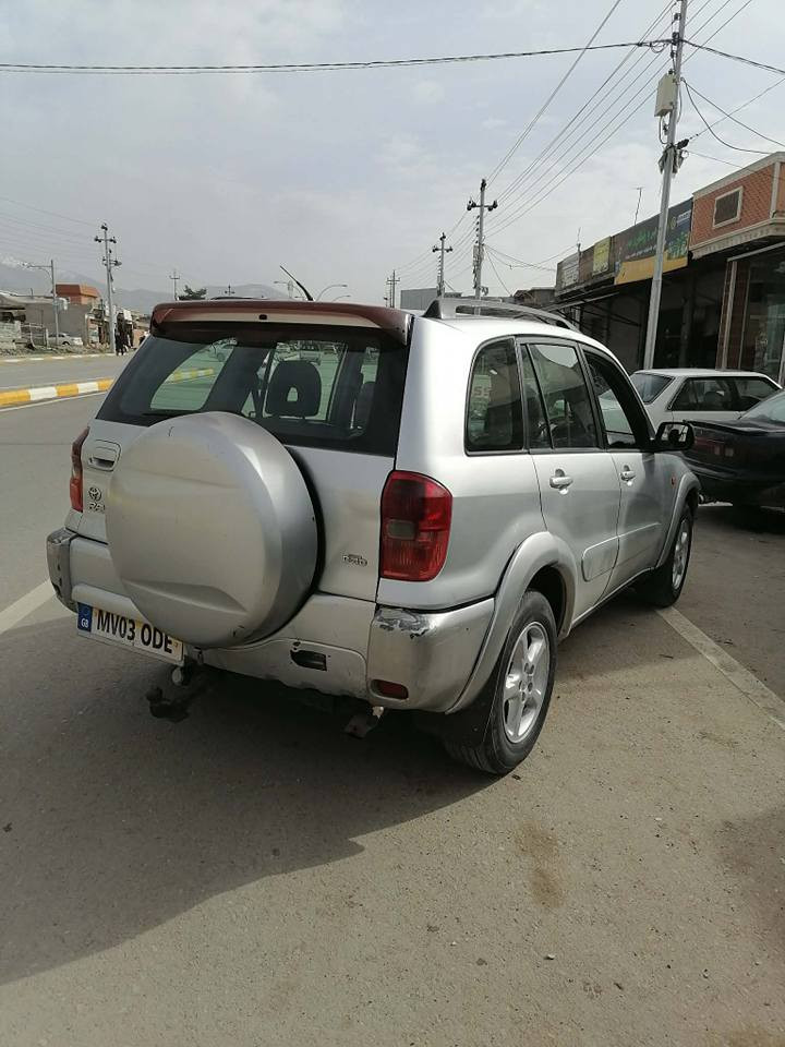 تویتاڕاڤ سوکان عکس  مۆدیل 2004مەکینەی گازە ٤بستونە  گیڕی عادیە هەمووگیانی بیلادەنەگۆڕاوە دەقی شەرەیکەیە دەعوبۆیاخی نیە لیدراوی بەشەرت چەکوشی بیوەنیە سعری 30گەلا گۆڕینەوەش هەیە تەقەوڕەقەی بەشەرت سیارەیەکی زۆر نەرمە گازهەرناخوات 
***********
***********
شوین هەلبجەی شەهید السليمانية, العراق
