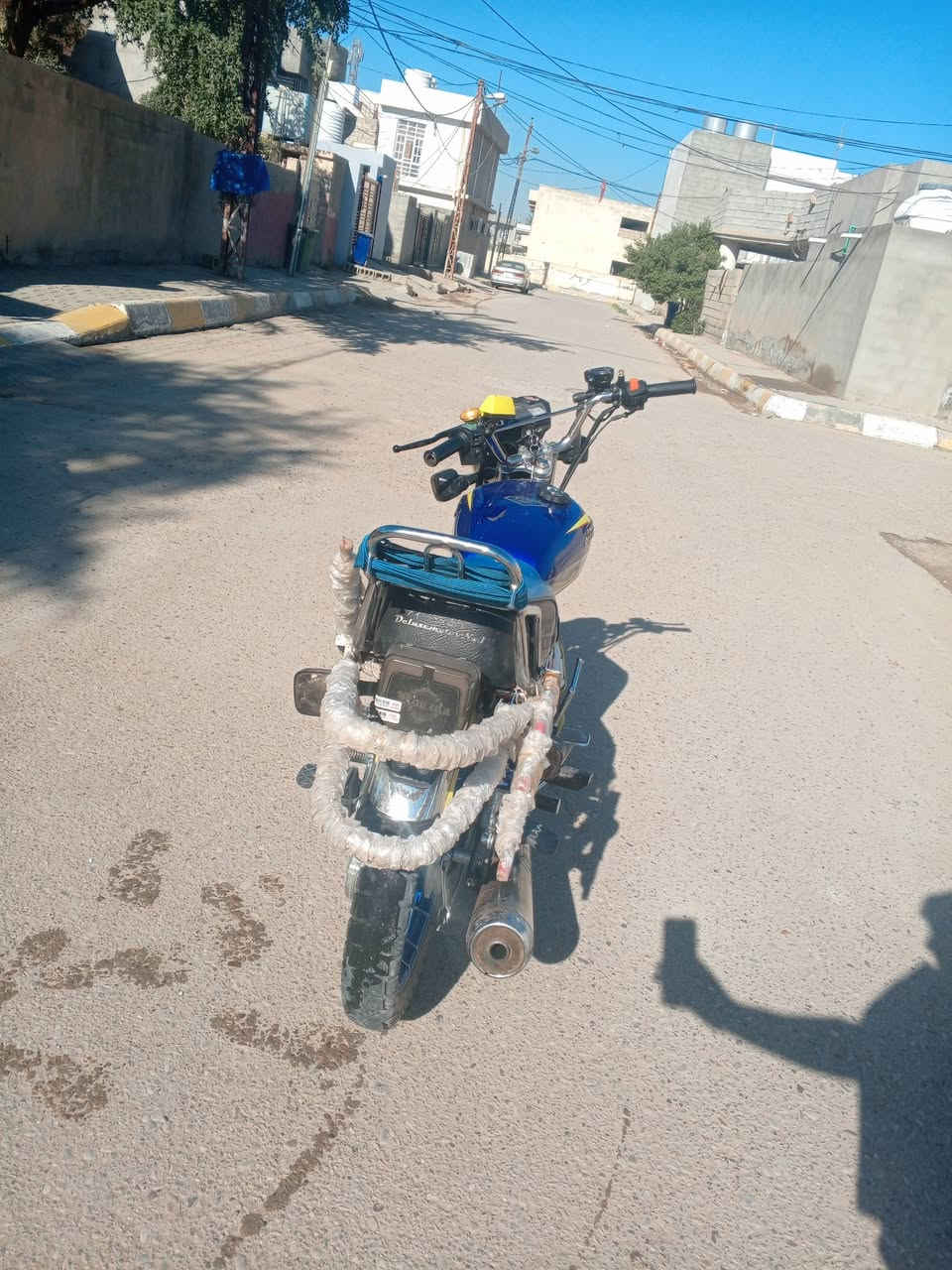 سلام عليكم دراجه نامه برو 25دراجه خير من الله شلعه معدل كهربائيات كله شغاله سلف وهندر محرك خير من الله صلنصه كاتم مكان ديالئ دلي عباس تصال ***********
