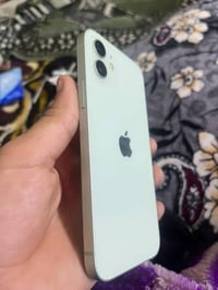 آيفون 12 عادي   ذاكرة 64  بطارية 80🔋  تك سيم   نموذج M  نظافة 99%  مبد...