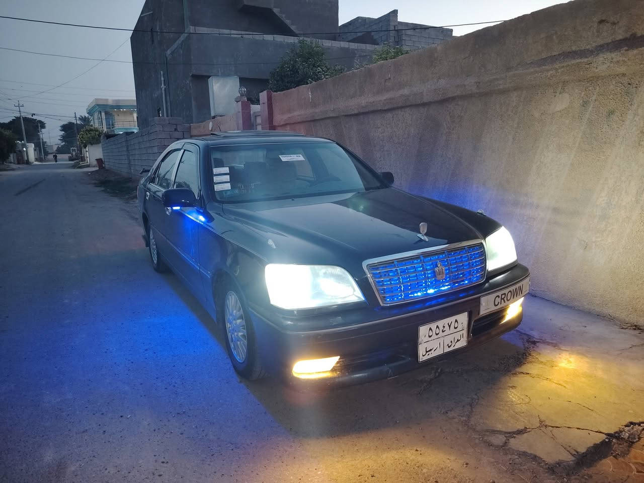 سلام عليكم ملكه ادوات ادوات كص جنطه فقط تحوير النجف شرط مرتب  لون نيلي  السياره  ،دكمه وحده شاصي 175 محرك VVT_i300فيشه وبطل اصل  موديل 2002  اربعه كشنات كهرباء  شاشه بلاد تدفئه تبريد 🥶كله شغال كهربائياتها كلها شغاله  تايرات زينات ويل حصيره السياره جاهزه ما بيها اي جراد لونها حلو ما بي اي شخط مكانها صلاح الدين الضلوعيه
السعر 35وبيها مجال شي بصيط 
الرقم ***********
