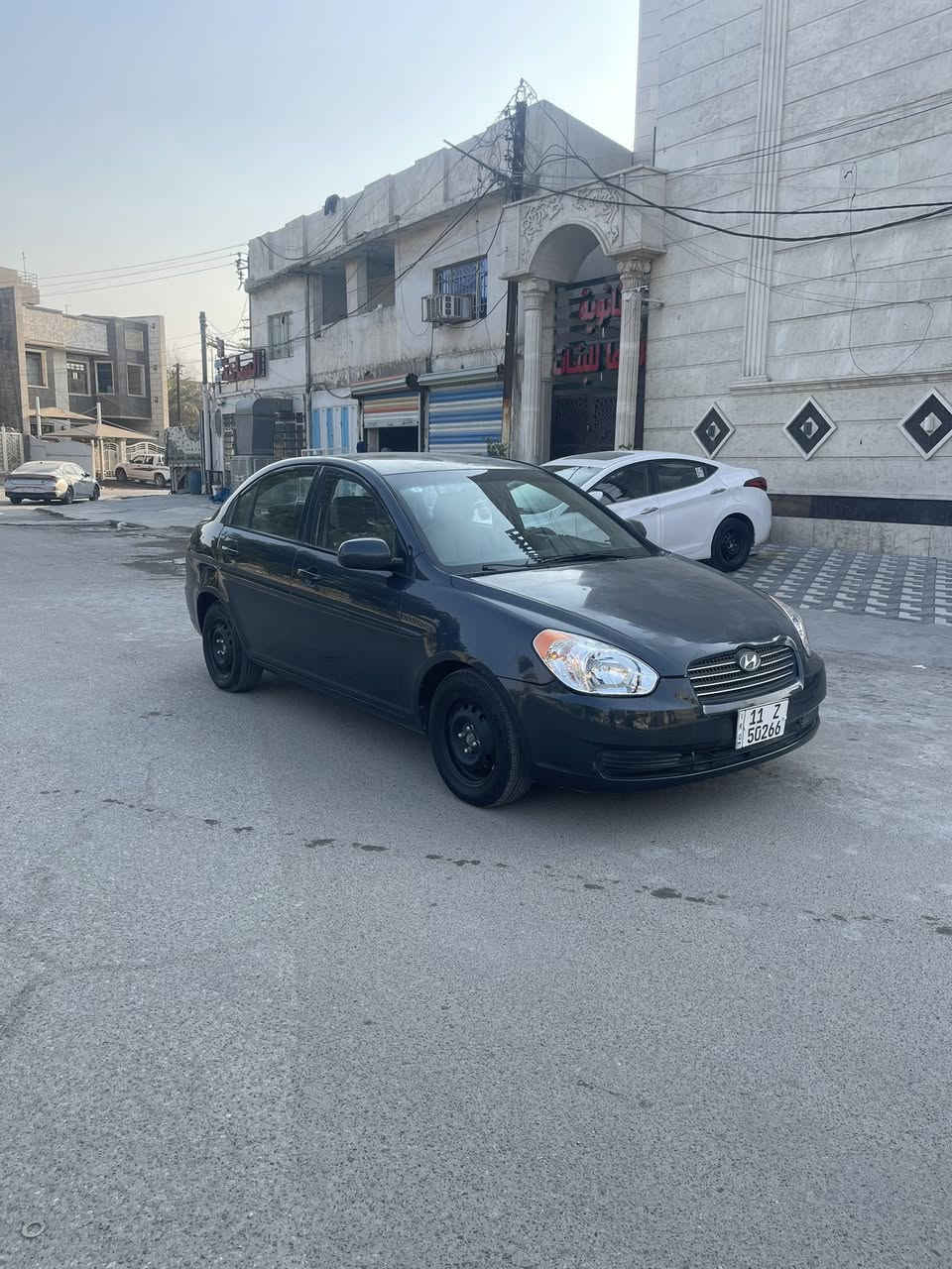 سلام عليكم للبيع اكسنت 2011 وارد أمريكي بيه صبغ جاملغ خلفي مكينه 1600 كير صدر امامي خلفي جديد سياره جاهزه بدون اي نقص سياره بغداد الجديده سعر 89 رقمي ***********
