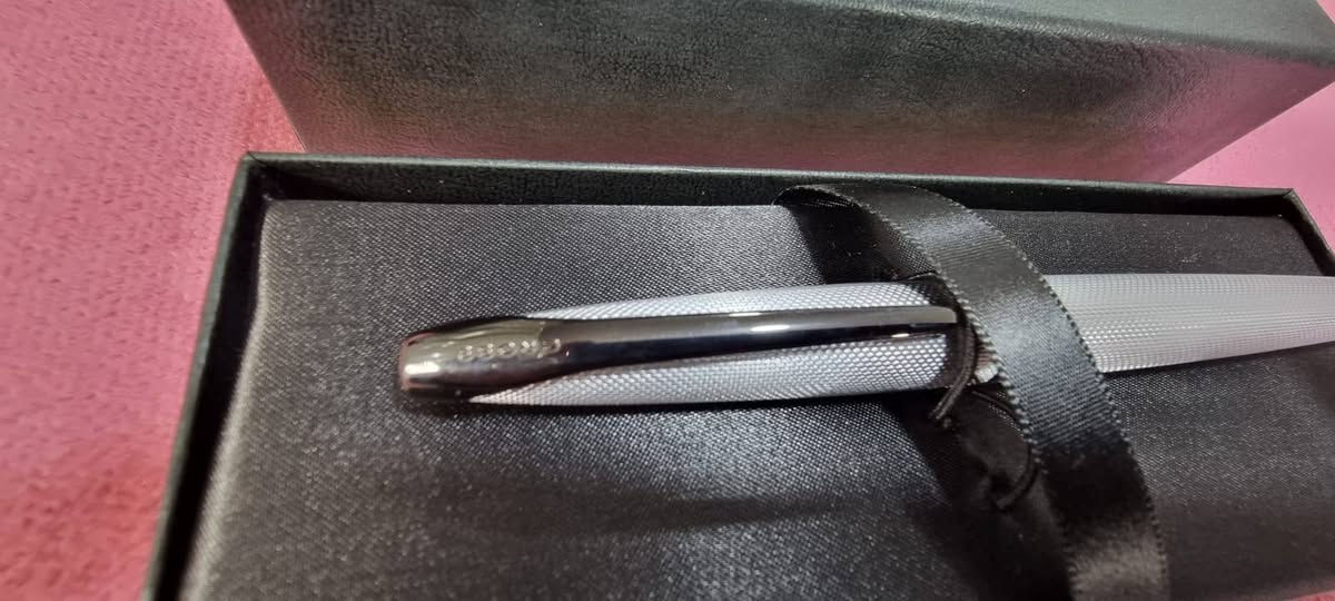 السلام عليكم قلم حبر كروس جديد غير مستخدم سعر 85 الف


**إذا كنت صاحب هذا الإعلان وتريد حذفه لأي سبب، رجاءا أرسل رسالة إلى الدعم الفني**