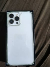 ايفون ١٣ برو ماكس • نظافة ٩٥٪ • بطارية ٩٣٪