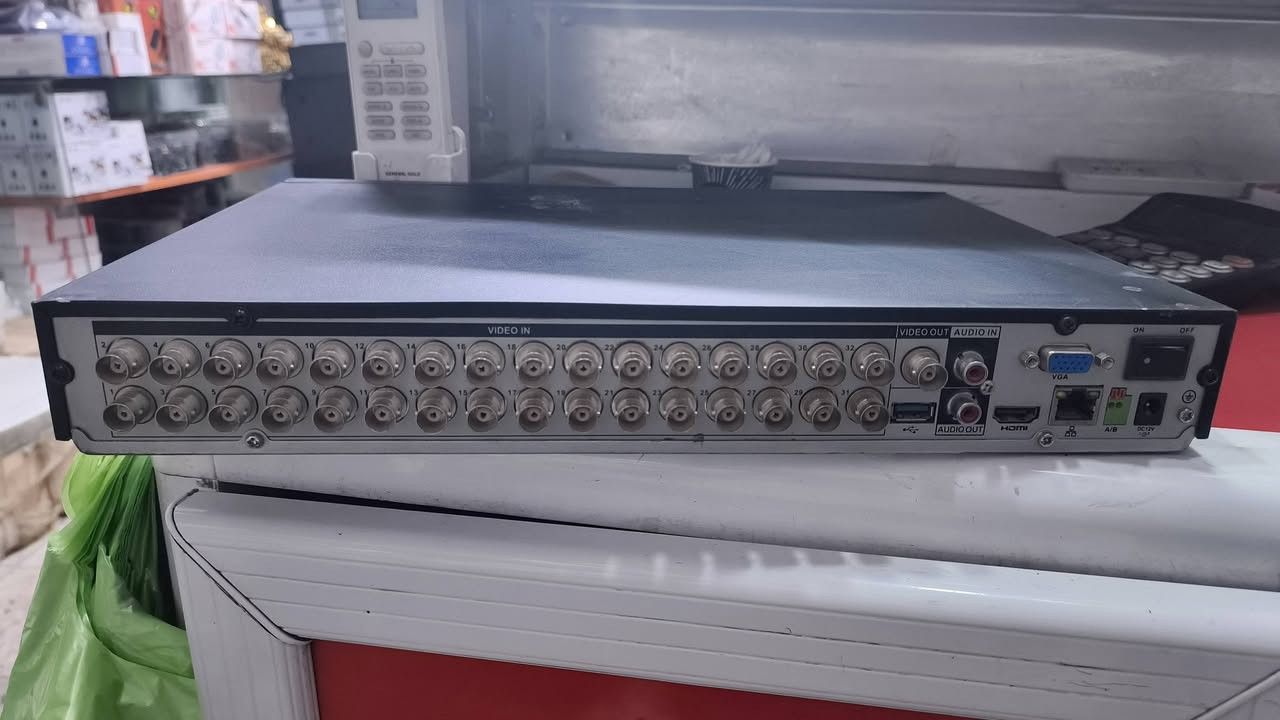 السلام عليكم من رخصة الإدارة
DVR 32CH 2MP دهوا شغال بس مقفول برمز 
للبيع سعرة 50 الف قفل 
مكاني بغداد الباب الشرقي 
***********

