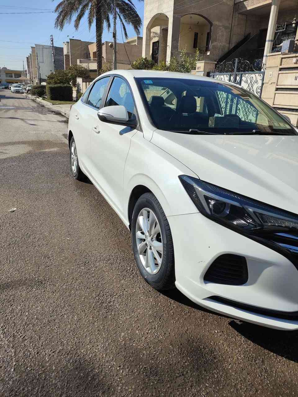 السلام عليكم شانجان ايدو بلاس فئة البيسك للبيع موديل 22 محرك 1600 تنفس طبيعي السيارة اقتصادية بحيث التفويلة تمشيني 700 كيلو حقيقي والخارجي تمشيني أكثر من 800 كيلو..موجود سونار مرفق ويه الصور اول ما اخذتها سويتلها سونار...تخم تأيرات جديدات قبل يومين شديتلها السياره ماشيه 100 الف رقمها بغداد مكاني حي الأعلام  السعر 115 ورقة للاستفسار اكثر الاتصال بالرقم الآتي متوفر واتساب أيضاً *********** المو شراي خلي ينورنه بتعليق بالصلاة على محمد وال محمد
