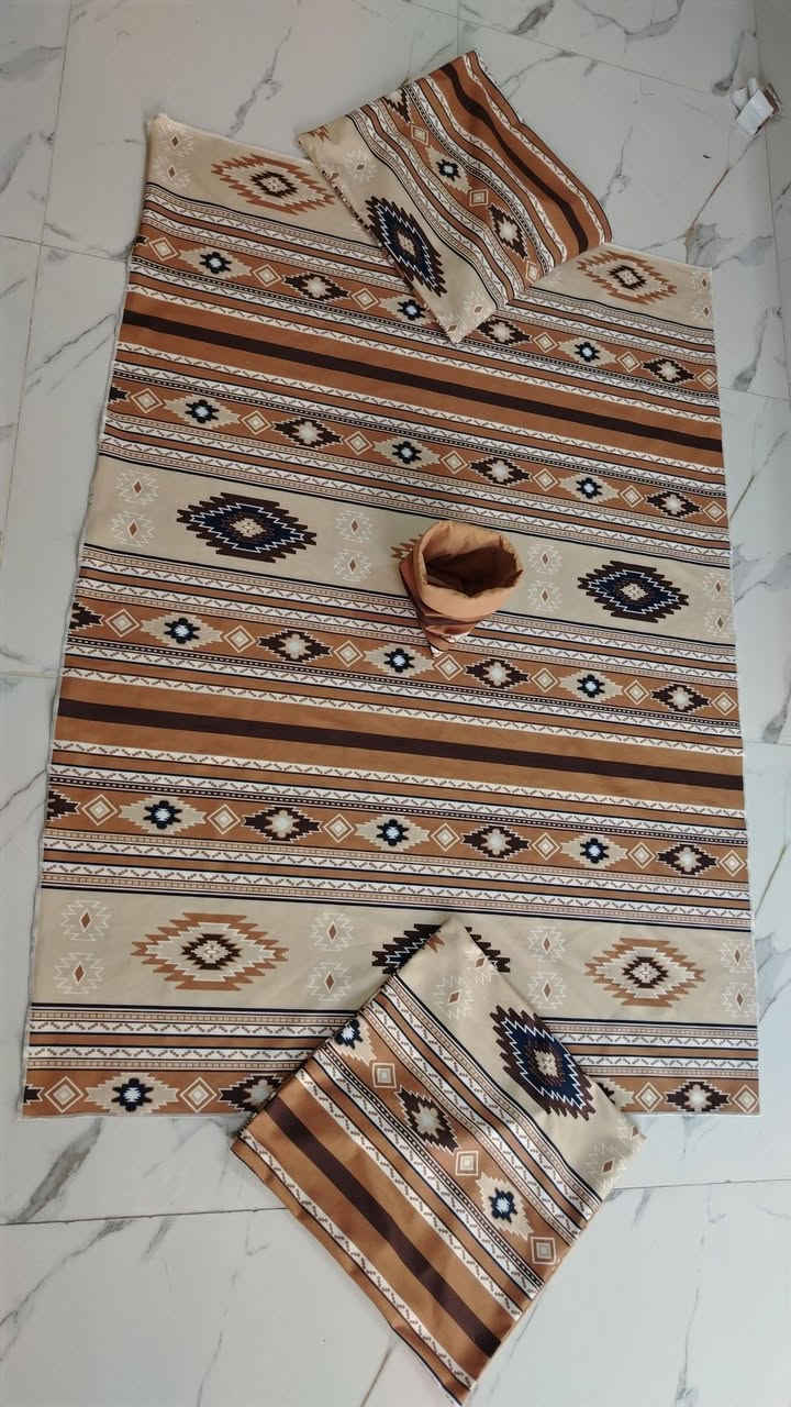 اخر قطعتين مفارش رمضانيه
الأحمر مفرش و٤ وجوه كوشات و٢ أكياس ب٧ الاف خامه همايون 
لبيجي مفرش و٢ وجوه كوشات و١ كيس ب٦ الاف خامه شامو 
يوجد توصيل لجميع المحافضات


**إذا كنت صاحب هذا الإعلان وتريد حذفه لأي سبب، رجاءا أرسل رسالة إلى الدعم الفني**