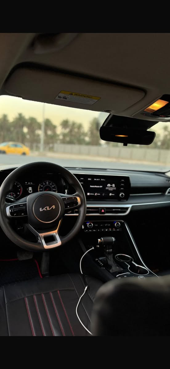 الموديل : 2024
عداد المسافة :  48 ألف 
اللون : اسود  
اللوحة : رقم سليمانية ب اسمي 
المحرك : 4 سلندر 1600 توربو 🚀🚀🚀
حادث السيارة : فقط بنيد مبدل
المواصفات : رادار امامي - لايت ٣ عدسات - كشافات LED - اشارة بالمرايا -مانع تصادم- تشغيل عن بعد - بصمة - كشنات مغلفه جلد - ارضية مدوشمة - 4 وضعيات قيادة - اوتو هولد - سايد بريك بصمة - قيادة ذاتية - ويل كب كروم 17 
ادامة كاملة للسيارة مشتغلها 
وبالعافية على الياخذها 
للأستفسار الاتصال على : ***********
السعر 170$ وبيهه مجال
مستعجل على البيع كلش
