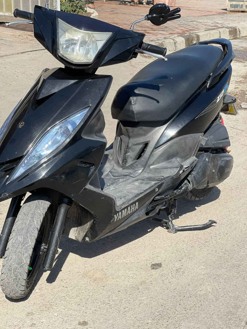 سلام عليكم جيتي ار للبيع الدراجه  كفاله عامه من التاير. للتاير محرك ما مفتوح كفر كله ختم واحد ويه المكينه الكهربائيات عامه شغاله شلعه ومعدل اشك الكاع مكان بغداد مدينه السعر 775وبيه مجال للشراي للاستفسار انتصل علئ الرقم***********الرقم الثاني ***********
