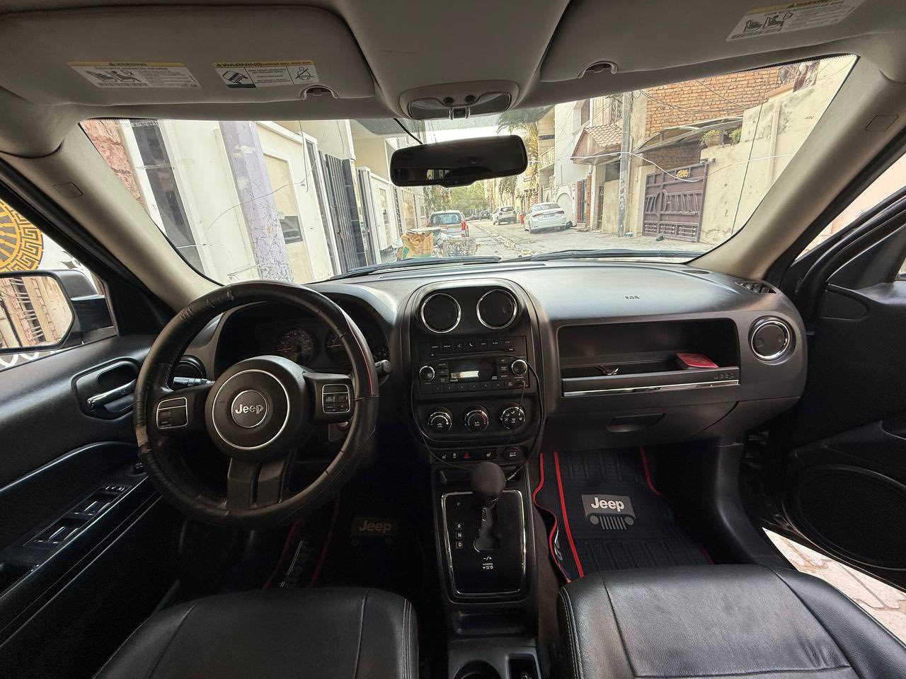 السلام عليكم 
 للبيع 
جيب باتريوت 2015
محرك  2400cc اربع سلندر 
عداد المسافة 111 الف ميل 
المواصفات المعروفة للجيب
كير ومكينة مكفولات صدر جديد 
فتحة سقف 
خمس مقاعد جلد 
المقاعد الامامية تدفئة
كرسي السائق كهرباء 
مانع انزلاق 
رقم الشاصي :1C4NJPFAXFD367890
السونار مرفق بالمنشور
بغداد الكاظمية 
السعر :115 $ وبيها مجال
للتواصل : 
***********
***********
متوفر واتساب
