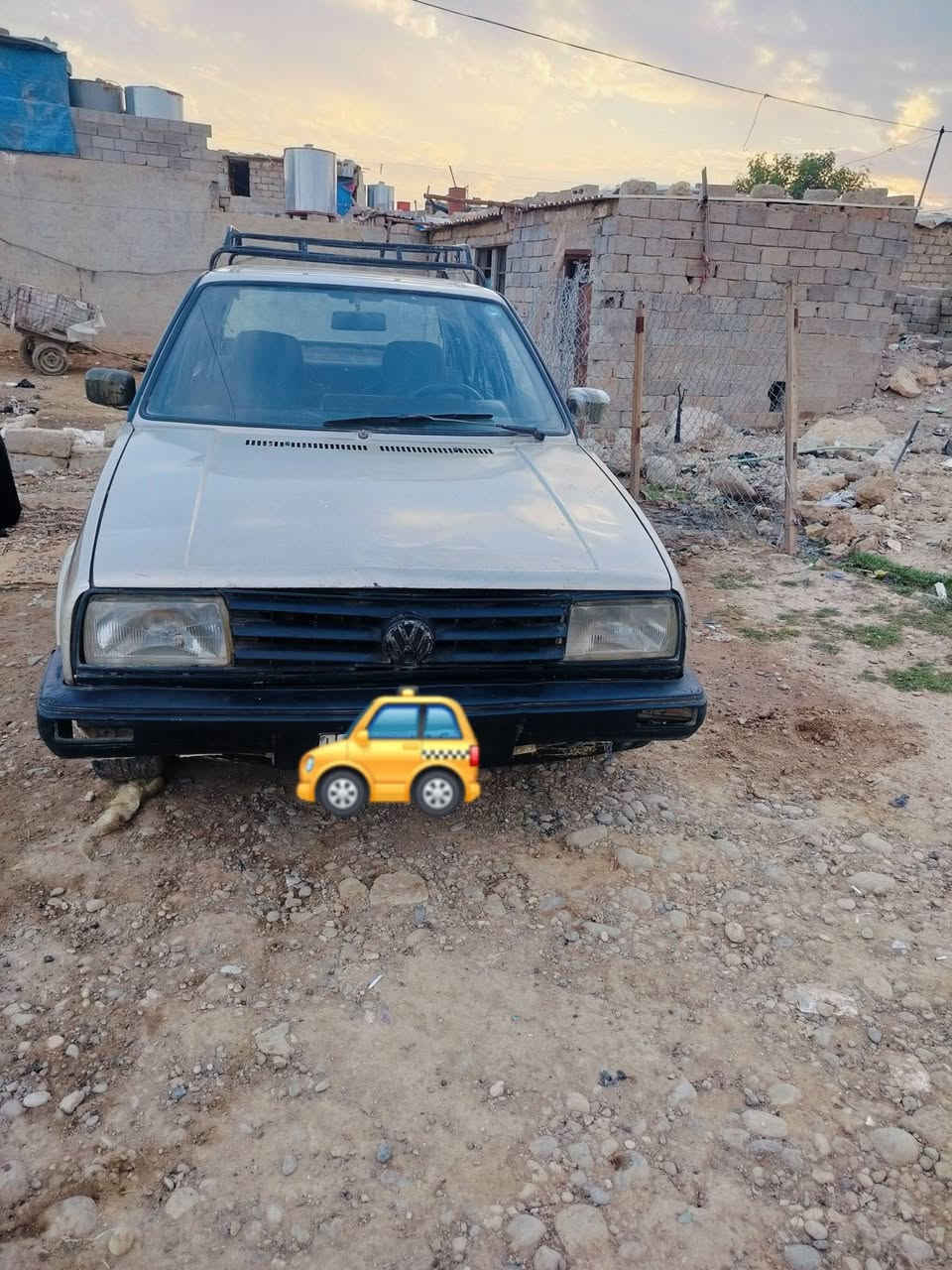 سياره جيتا الموديل 89 الرقم الماني سنويه خضره كاربون بيها محركها بي بدايت سرف ***********.                                    ***********
