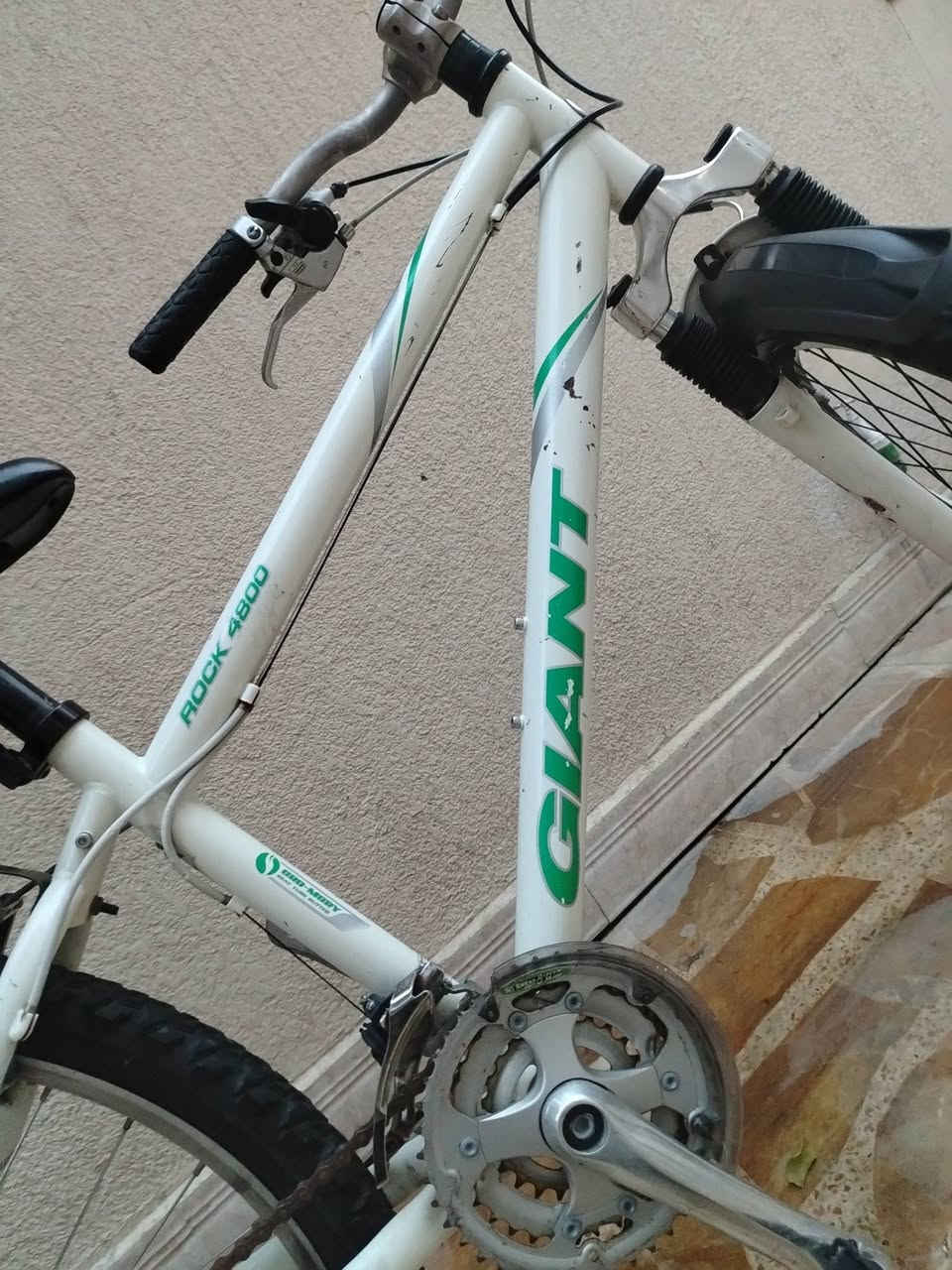 السلام عليكم بايسكل للبيع نوع جينت كلو شغال مابي واله عطل سعر ادفع سعر عجبني ابيع خاص


**إذا كنت صاحب هذا الإعلان وتريد حذفه لأي سبب، رجاءا أرسل رسالة إلى الدعم الفني**