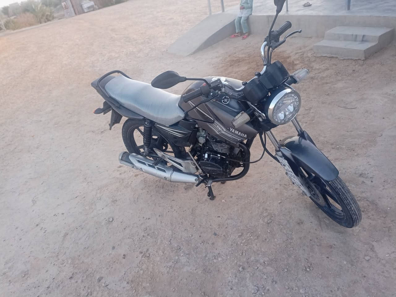 موطور يأمها محرك سايم للبيع موديل 2012مسجل سنويه رقم نكليزي سعر 1200بي مجال يرهم مراوس حسب القناعة ***********
