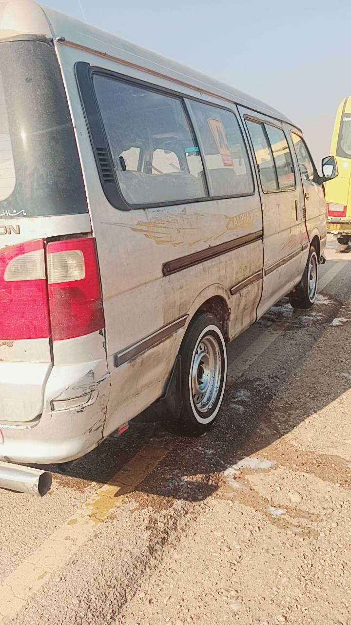 سلام عليكم قتون 2010 مكينه كير اكسل خير من الله بيه طخه بلبجم وبيه شاصي بي فطر ولباقي شوفت عينك تحويل ثانيوم مصفره من كلشي رقم نكليزي عارضها ب55وبيها مجال بسيط مكاني بغداد تقاطع النهروان  هاذا رقمي ***********
