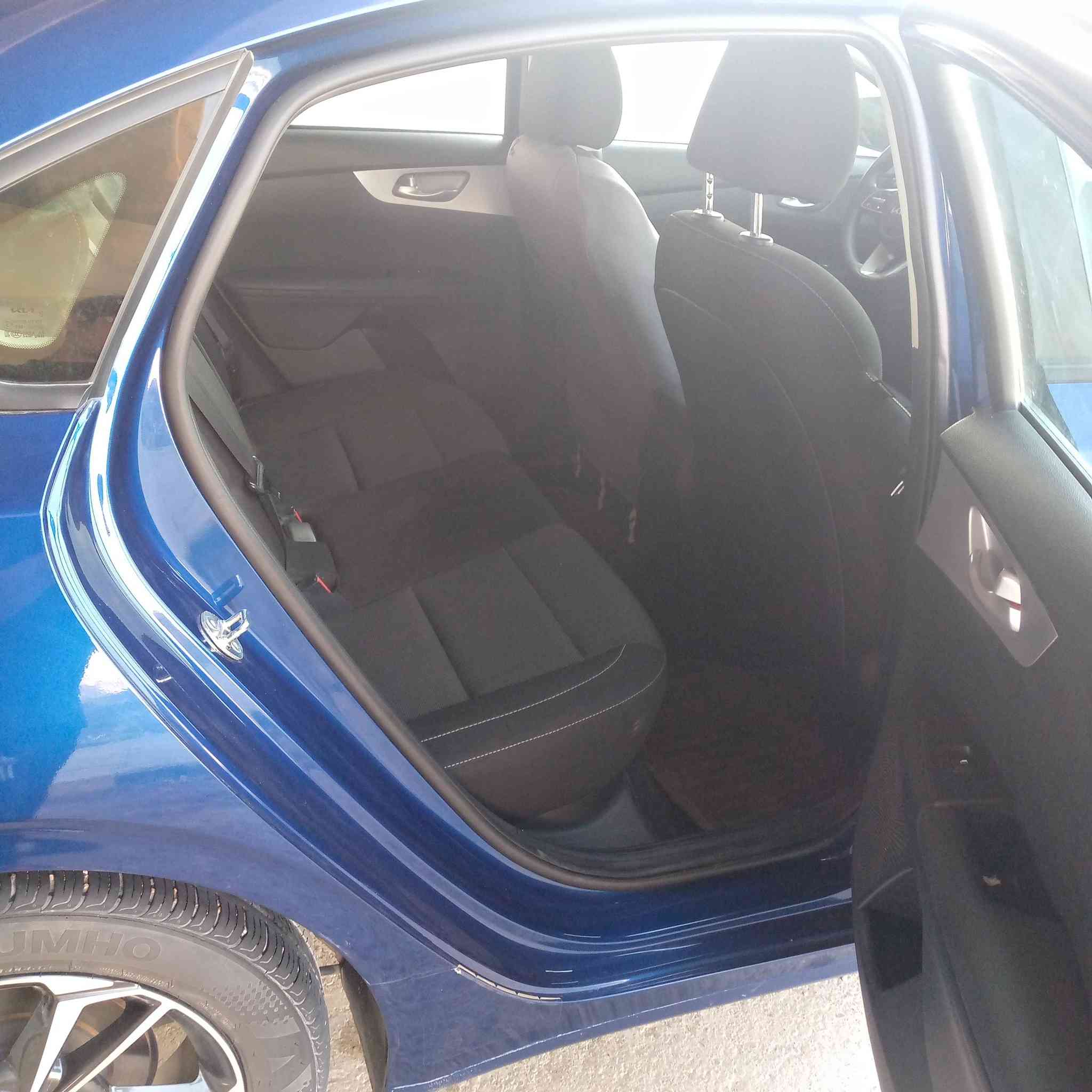 السلام عليكم فورتي معوقين واسط موديل 24 باسمي اني صاحب الكتاب مال المعوقين سياره بيه تبديل باب وجاملغ امامي سياره مصلحه على ايدي واني المستورد مكينه 2000دوش سياره جديده ماشيه 9 الاف الاتصال *********** السعر 135قفل
