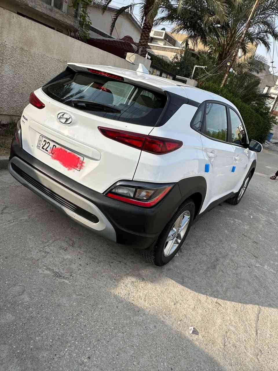 كونا 2022 حادثها مثل موضح بالصور وصار بيها بالعراق شخط باب السايق والباب الخلفي وبدلتهن نفس اللون بدون صبغ مواصفاتها تحديد مسار رادار امامي خلفي وشاشه وكامرة 
السعر 120 للاتصال ***********
