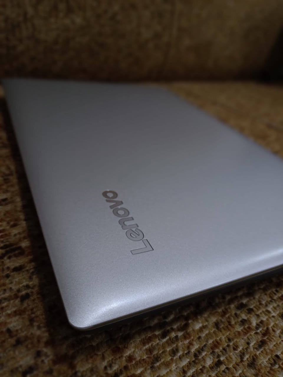 السلام عليكم  لابتوب البيع Lonovo 
***********

Intel(R) Core(TM) i3
7th Gen
2.30 GHz
RAM 4GB
HDD 128 MB
Windows 10 pro
