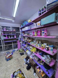 رفوف • ٤٠ قطعة • بغداد الكرخ