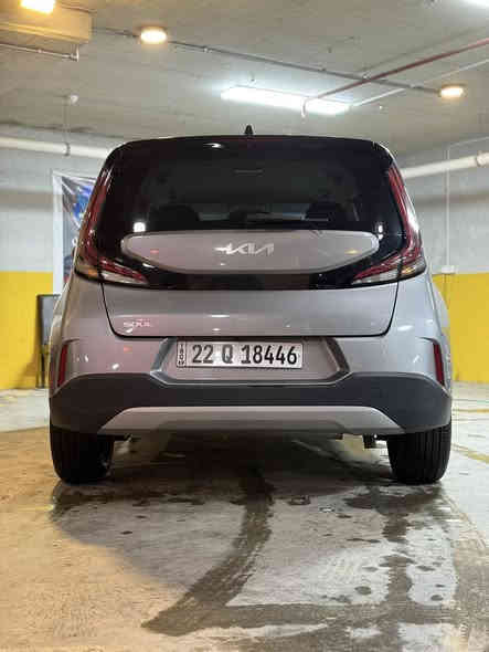 كيا صول موديل  2023 السعر مناسب جداً
 شكل 24   الشكل الجديد

رقم اربيل هزه وفحص وترقيم جديد 

نص مواصفات 

رادار امامي

تحديد مسار  

شاشه كبيرة كار بلي

  دشبول الكتروني 

نظام اوتو ستوب 

تحديد مسار السياره

مثبت سرعه كروز

شاشه اعطال ومعلومات السياره 

محرك 2000/دوش

سستم صوت 

تحكم ستيرن جهتين فول

مخرج USB

انضمه قيادة عادي+سبورت
حادثه (بنيد وجاملغ وجاملغ ثاني كلير من امريكا بدون شواصي ) ايرباك سترين فقط

العنوان: بغداد حي الحسين خدمي المطار /او  اليرموك
رقم اربيل السياره هزه وفحص وترقيم جديد تحويل للمشتري
السعر 145$ وبيها مجال
واتساب او الاتصال 

***********
